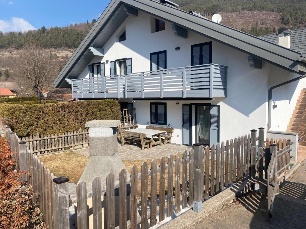 Апартаменты Casa Fam.Barbolini Тезеро Экстерьер фото